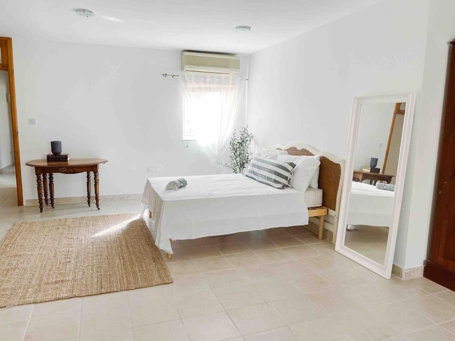 City Penthouse With Roof Terrace And Sea Views Valletta Bagian luar foto